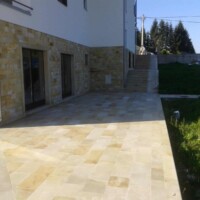 Kamene pločice – prodaja i ugradnja Izrađujemo i ugrađujemo kamene pločice od granita i mermera